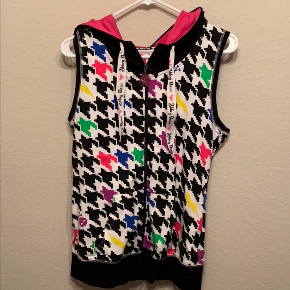 ⬇️ Abby Dawn by Avril Lavigne hoodie vest